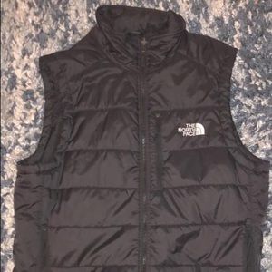 Black Men’s North Face Vest